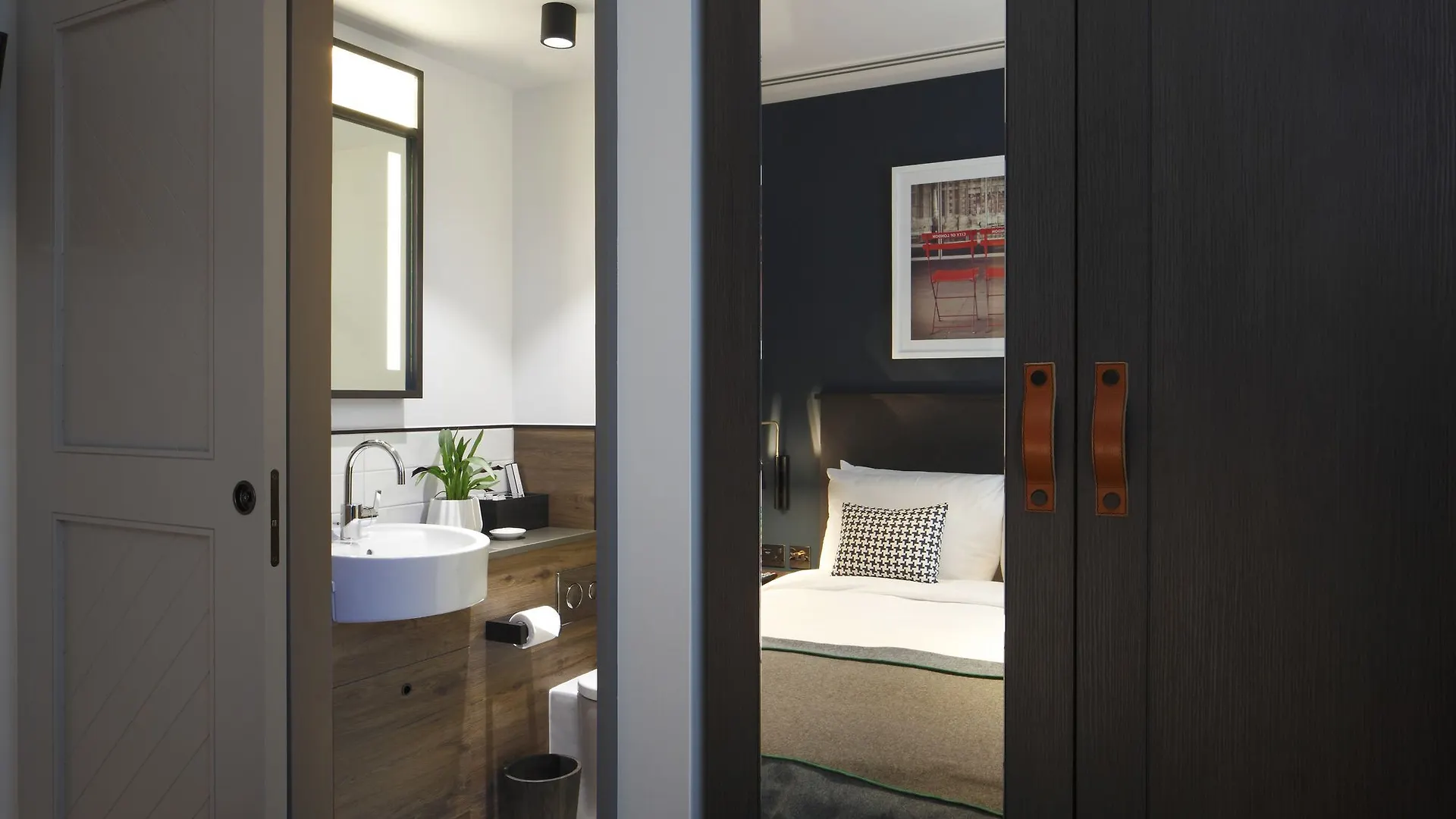 Residence Inn By Marriott London Bridge 4*,